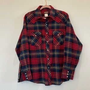 Wrangler Red Plaid Flannel Western Shirt - Men’s Size M